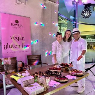 A takto krásne sme sa mali na White latino párty 🥰🍰💃 Ďakujeme za možnosť byť súčasťou @josegarciask...